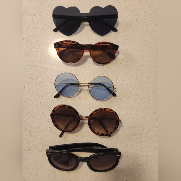 Sunglasses - Picture 1 of 6